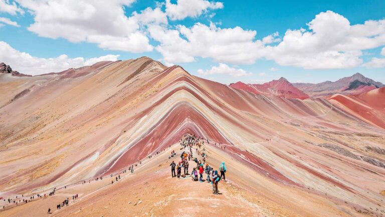 Short Inca Trail to Machu Picchu & Rainbow Mountain (3 Days)